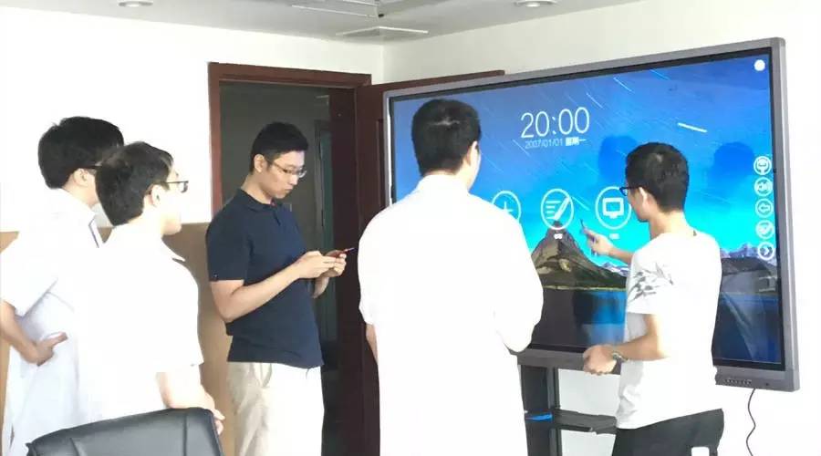 HC瀚馳智能無(wú)線(xiàn)會(huì)議通助力廣州中山六院示教系統(tǒng)